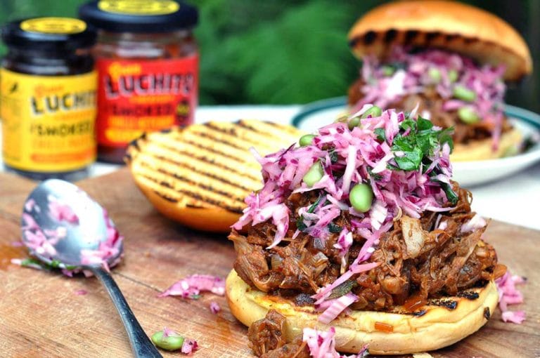 Vegan Pulled Pork & Slaw