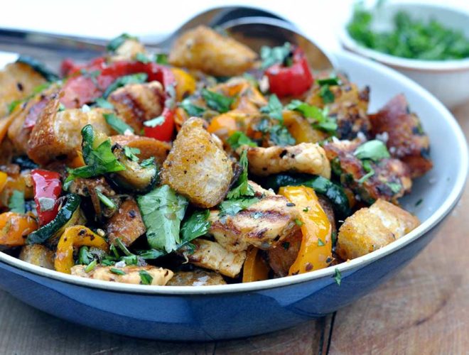 Roasted Pepper Salad With Halloumi